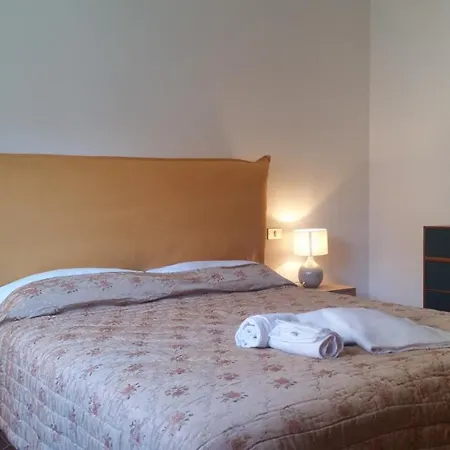 Al Numero 4 Apartment *