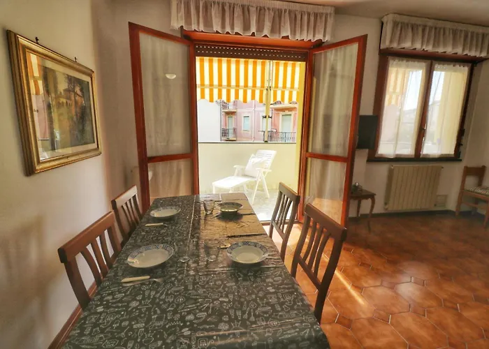 Al Numero 4 Daire Levanto