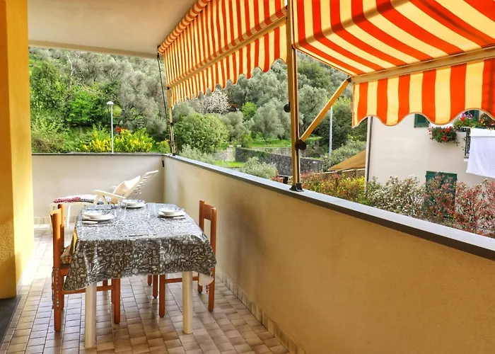 Al Numero 4 Λεβάντο